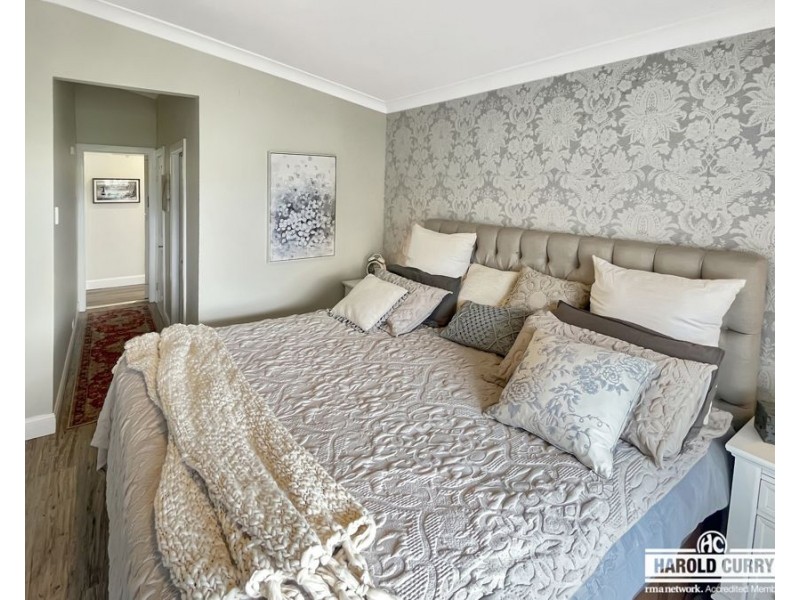 83 Douglas Street, Tenterfield NSW 2372