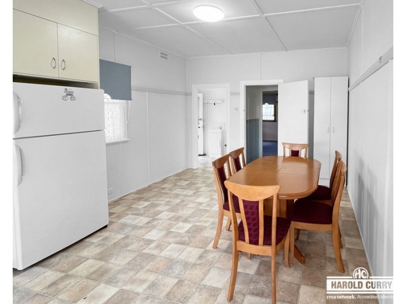 25 Molesworth Street, Tenterfield NSW 2372