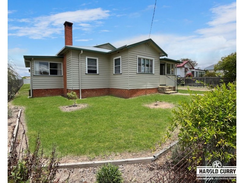 25 Molesworth Street, Tenterfield NSW 2372