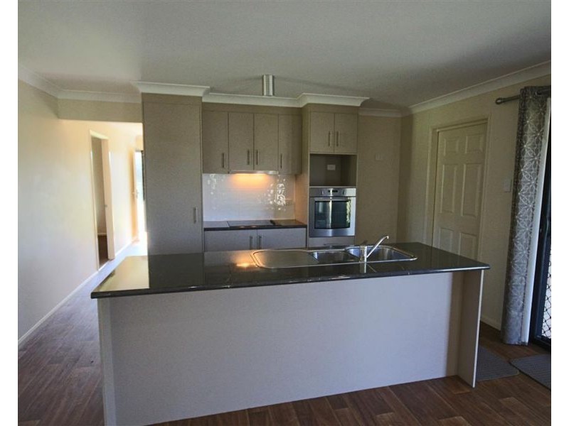 49 Riley Street, Tenterfield NSW 2372