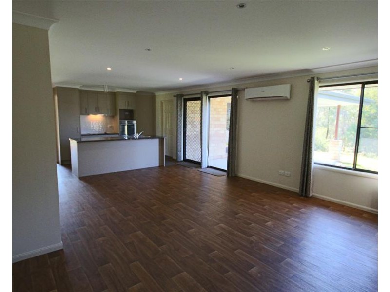 49 Riley Street, Tenterfield NSW 2372