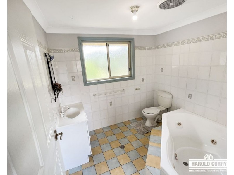 56 Wood Street, Tenterfield NSW 2372