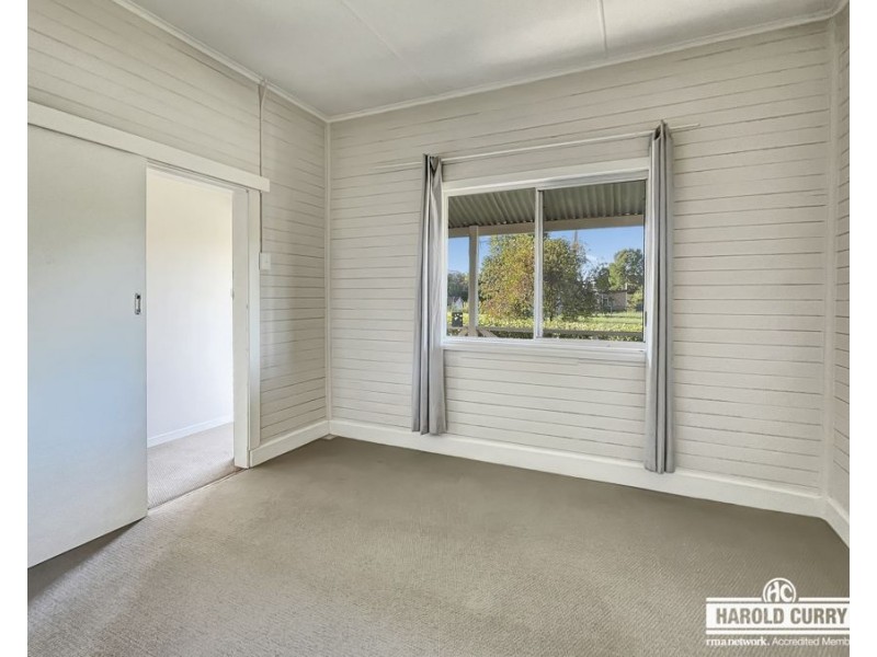 106 Miles Street, Tenterfield NSW 2372