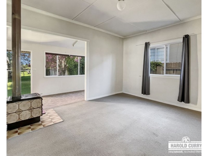 106 Miles Street, Tenterfield NSW 2372