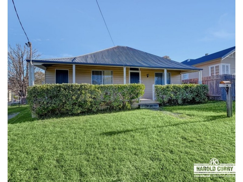 106 Miles Street, Tenterfield NSW 2372