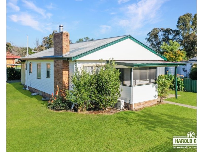 54 Pelham Street, Tenterfield NSW 2372