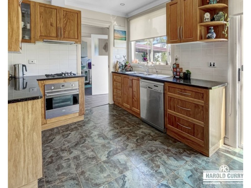 40 Manners Street, Tenterfield NSW 2372