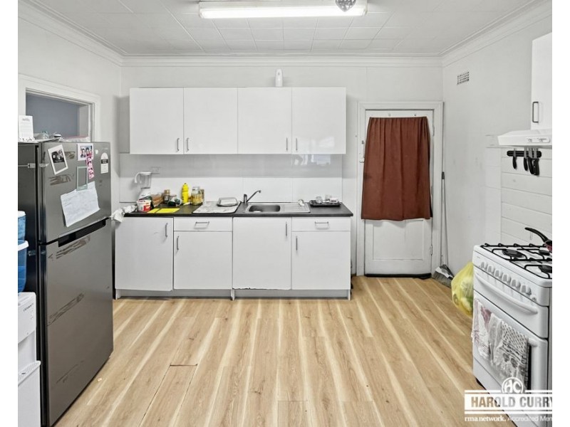 77 Cowper Street, Tenterfield NSW 2372