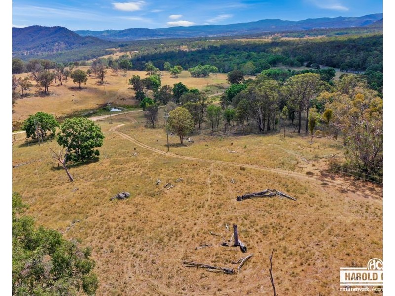 53 McCliftys Road, Tenterfield NSW 2372