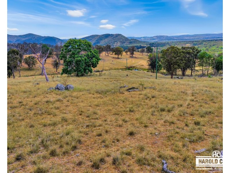 53 McCliftys Road, Tenterfield NSW 2372
