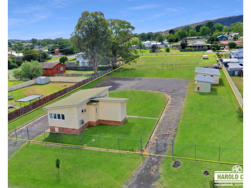 53 Logan Street, Tenterfield NSW 2372