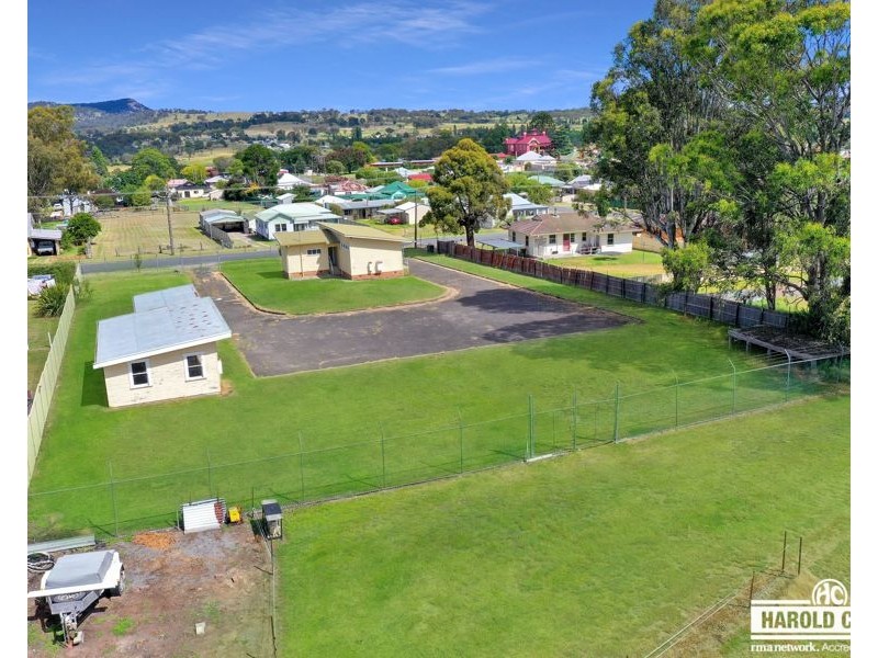 53 Logan Street, Tenterfield NSW 2372