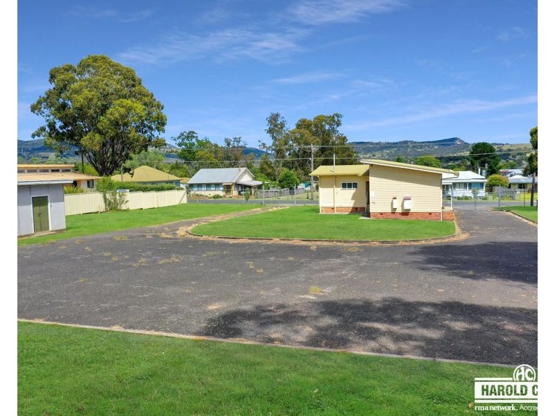 53 Logan Street, Tenterfield NSW 2372