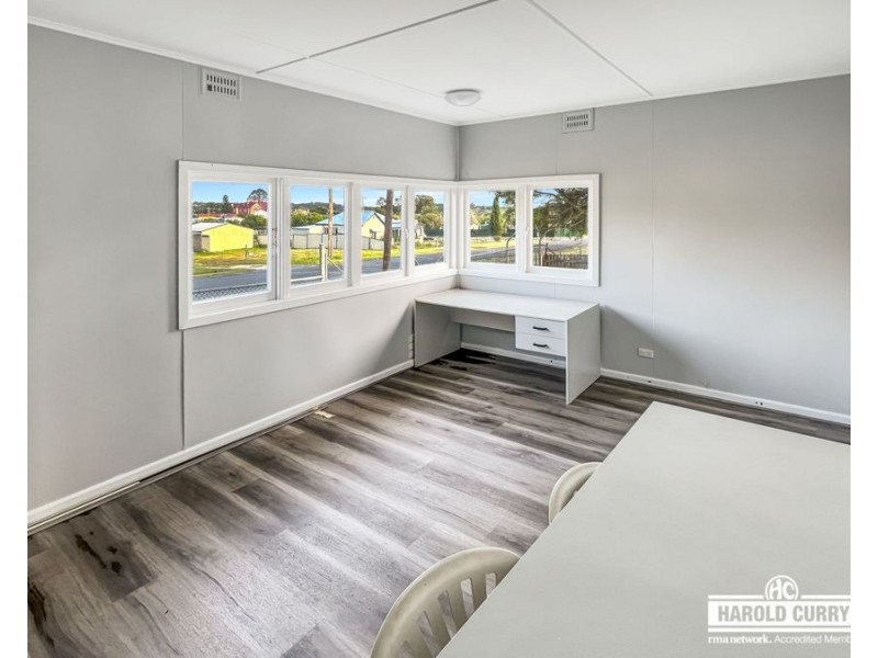 53 Logan Street, Tenterfield NSW 2372