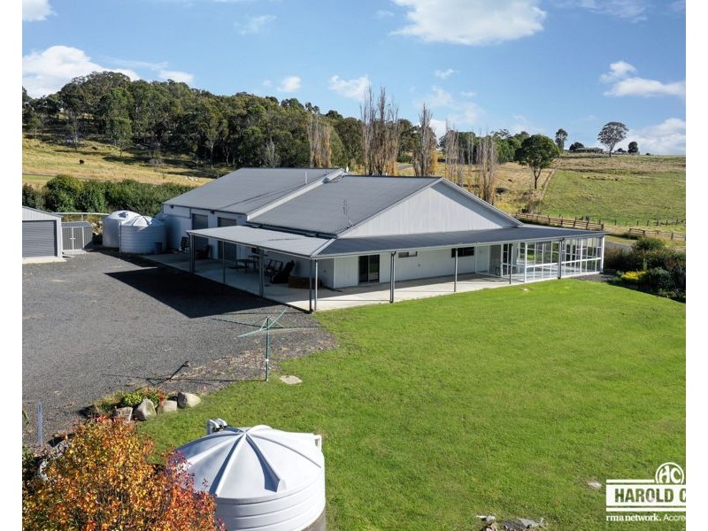 90 Neagles Lane, Tenterfield NSW 2372