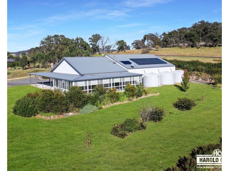 90 Neagles Lane, Tenterfield NSW 2372