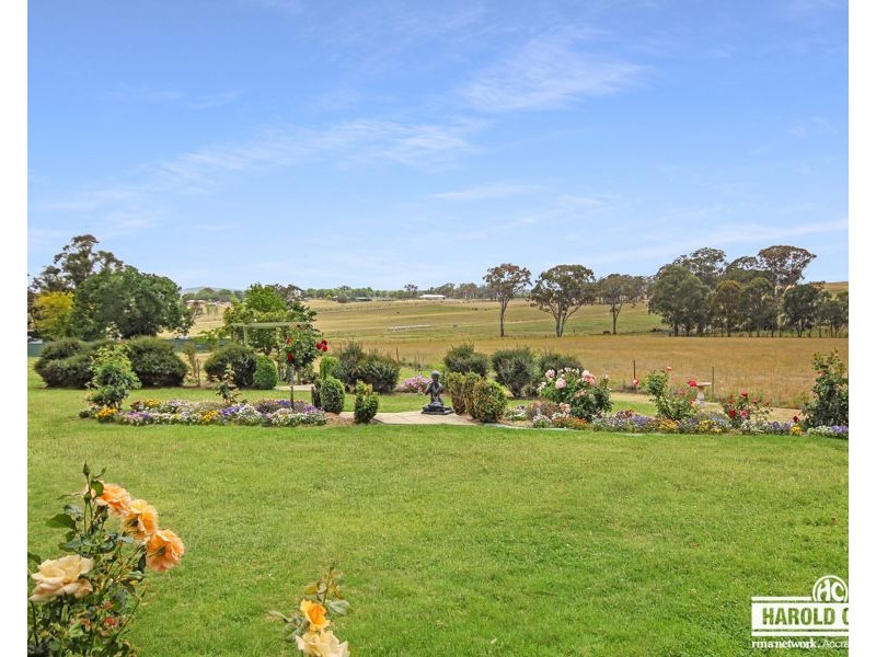 105 East Street, Tenterfield NSW 2372