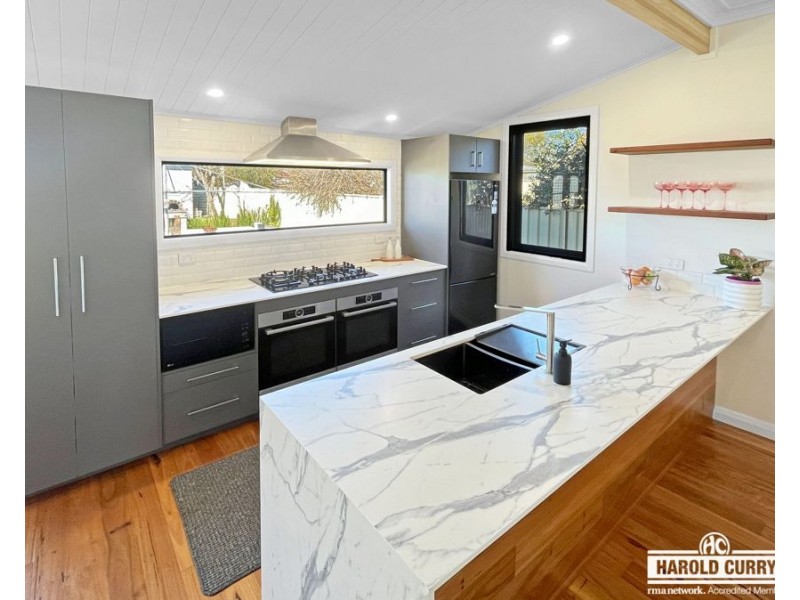 13 High Street, Tenterfield NSW 2372