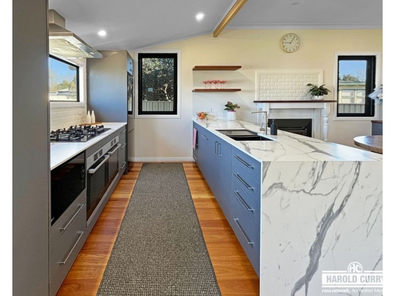 13 High Street, Tenterfield NSW 2372