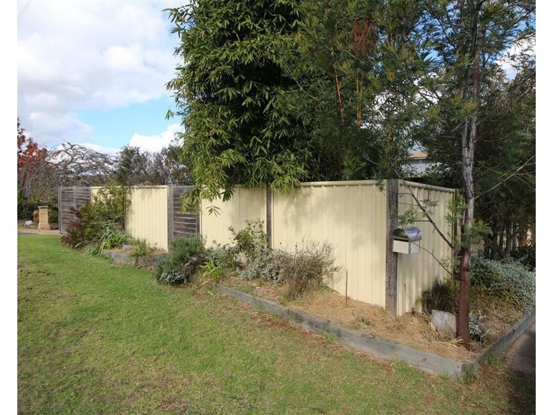 105 Martin Street, Tenterfield NSW 2372