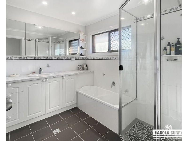 206 Pelham Street, Tenterfield NSW 2372