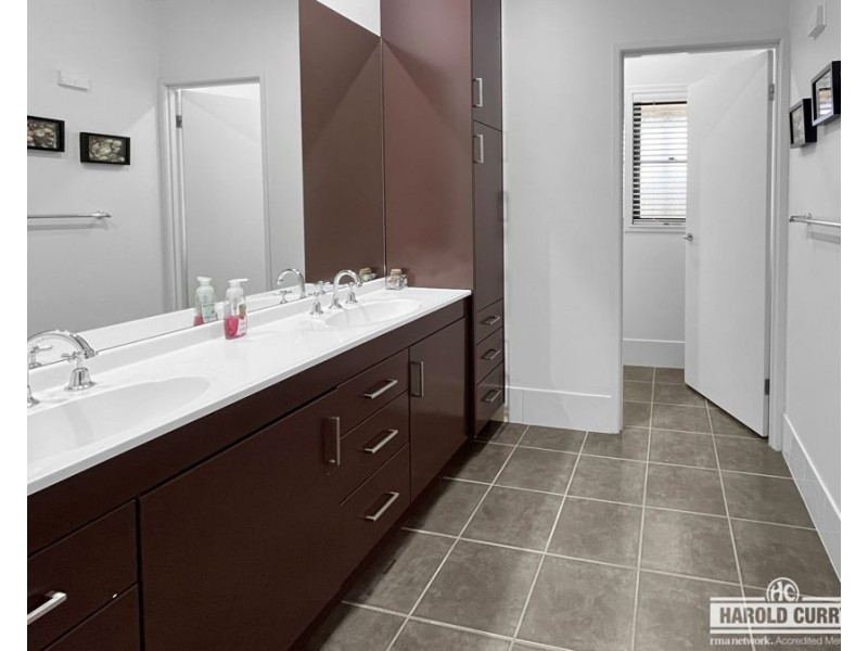 520 Rouse Street, Tenterfield NSW 2372