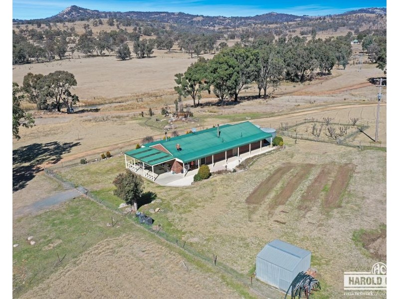 165 Roos Road, Tenterfield NSW 2372