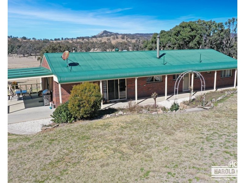 165 Roos Road, Tenterfield NSW 2372