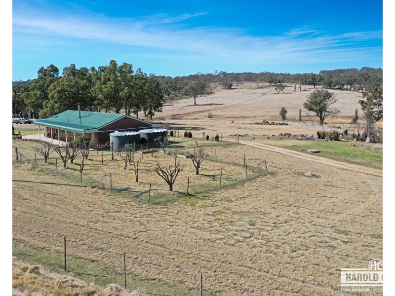 165 Roos Road, Tenterfield NSW 2372