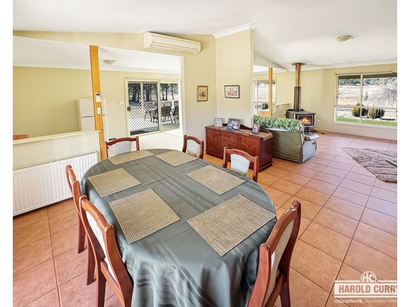 165 Roos Road, Tenterfield NSW 2372