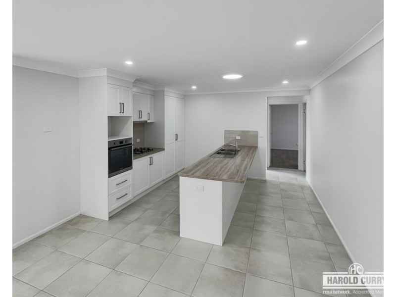 23 Parkes Drive, Tenterfield NSW 2372