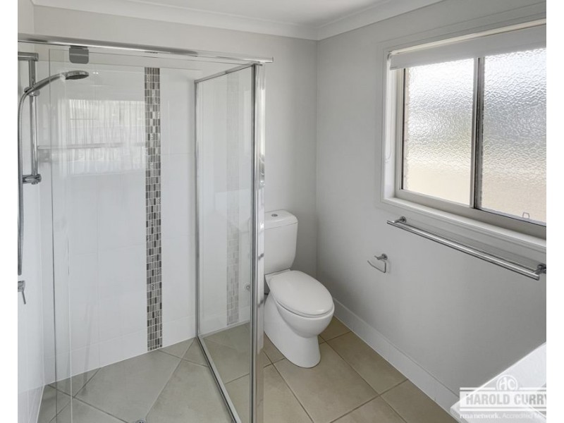 23 Parkes Drive, Tenterfield NSW 2372