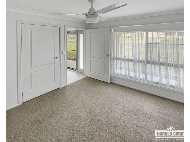 23 Parkes Drive, Tenterfield NSW 2372