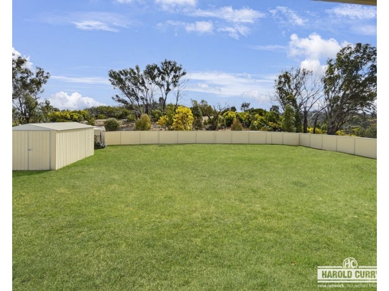 23 Parkes Drive, Tenterfield NSW 2372