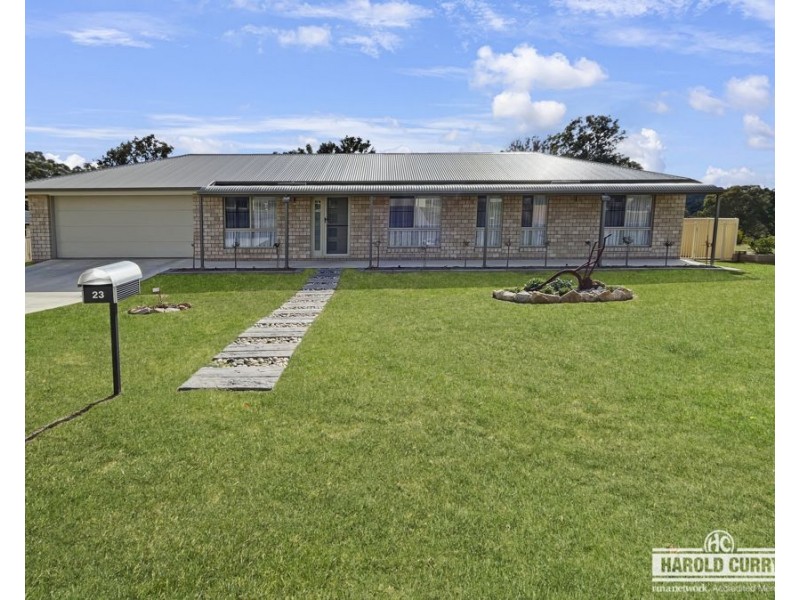 23 Parkes Drive, Tenterfield NSW 2372