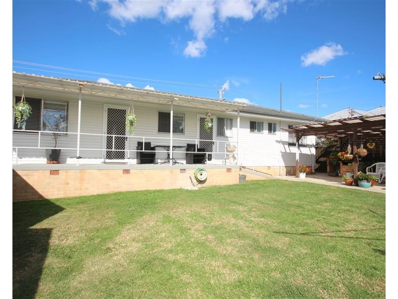 40 Logan Street, Tenterfield NSW 2372