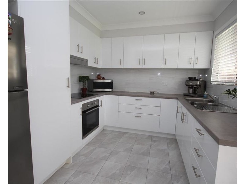 40 Logan Street, Tenterfield NSW 2372