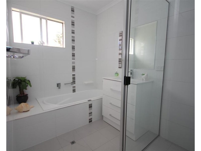 40 Logan Street, Tenterfield NSW 2372