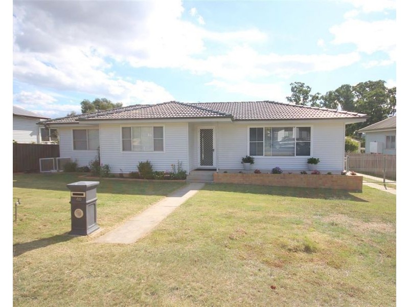 40 Logan Street, Tenterfield NSW 2372