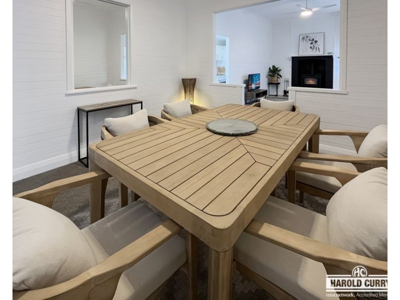 51 Molesworth Street, Tenterfield NSW 2372