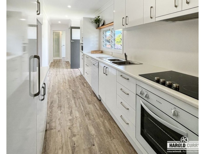 51 Molesworth Street, Tenterfield NSW 2372