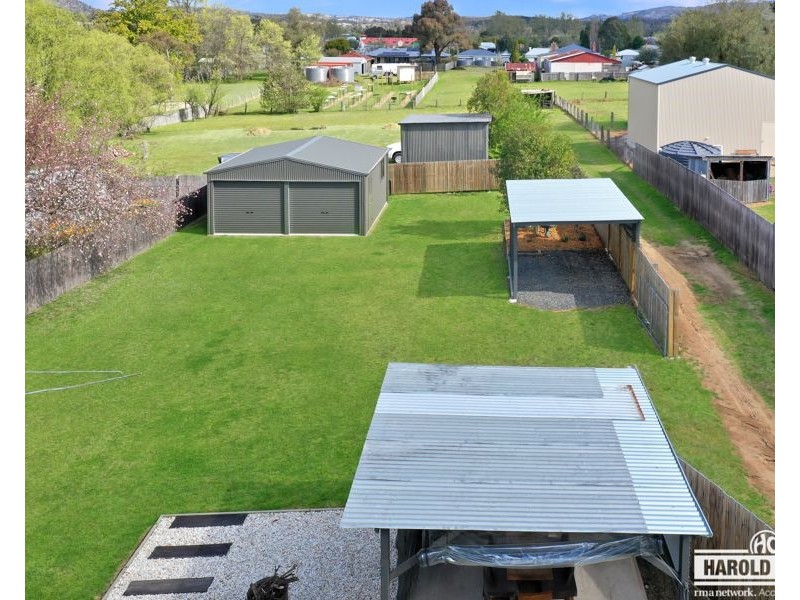 51 Molesworth Street, Tenterfield NSW 2372