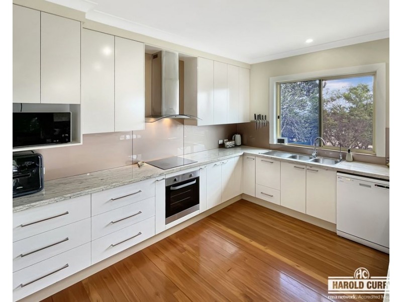 76 Derby Street, Tenterfield NSW 2372