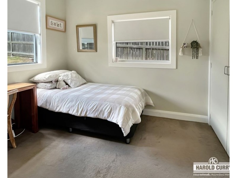 76 Derby Street, Tenterfield NSW 2372