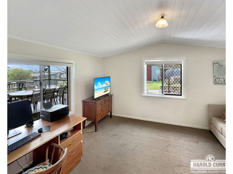 76 Derby Street, Tenterfield NSW 2372