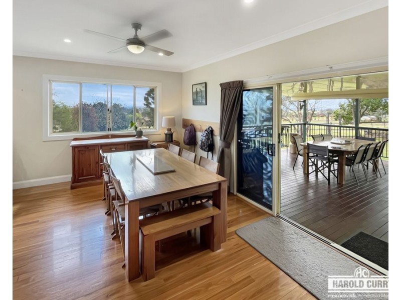 76 Derby Street, Tenterfield NSW 2372