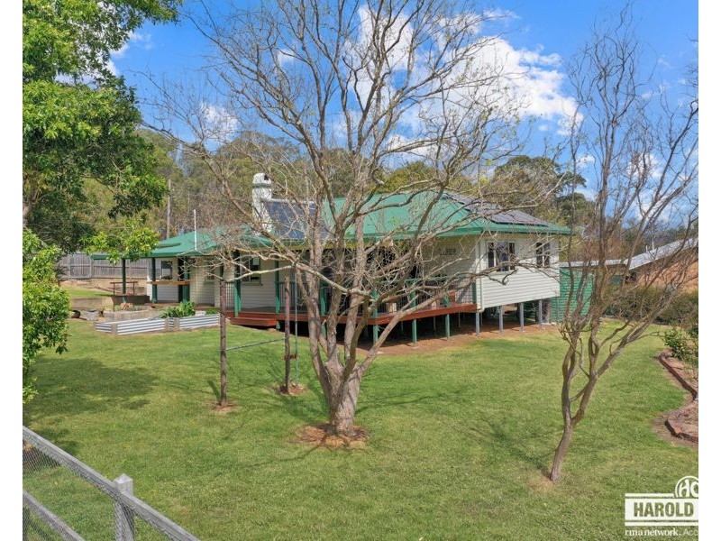 76 Derby Street, Tenterfield NSW 2372