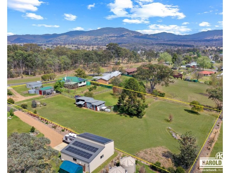 76 Derby Street, Tenterfield NSW 2372