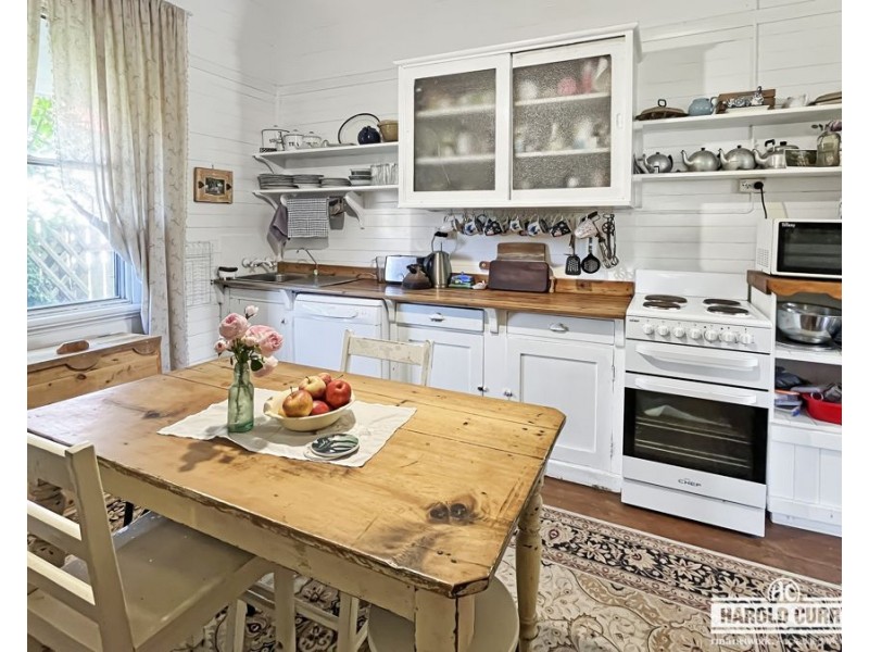 27 High Street, Tenterfield NSW 2372