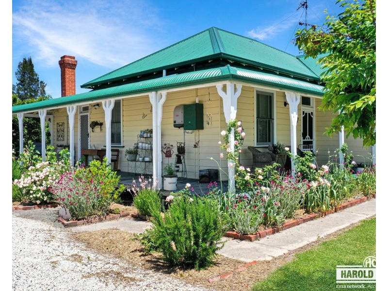 27 High Street, Tenterfield NSW 2372